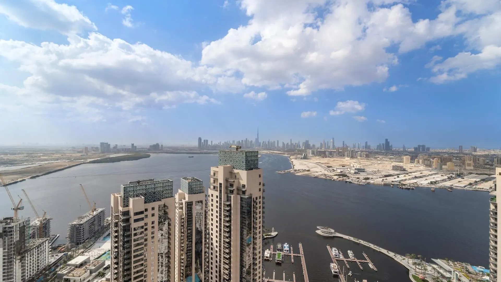Holiday home 2Br Harbour Views T1, Creek View Villa Dubai
