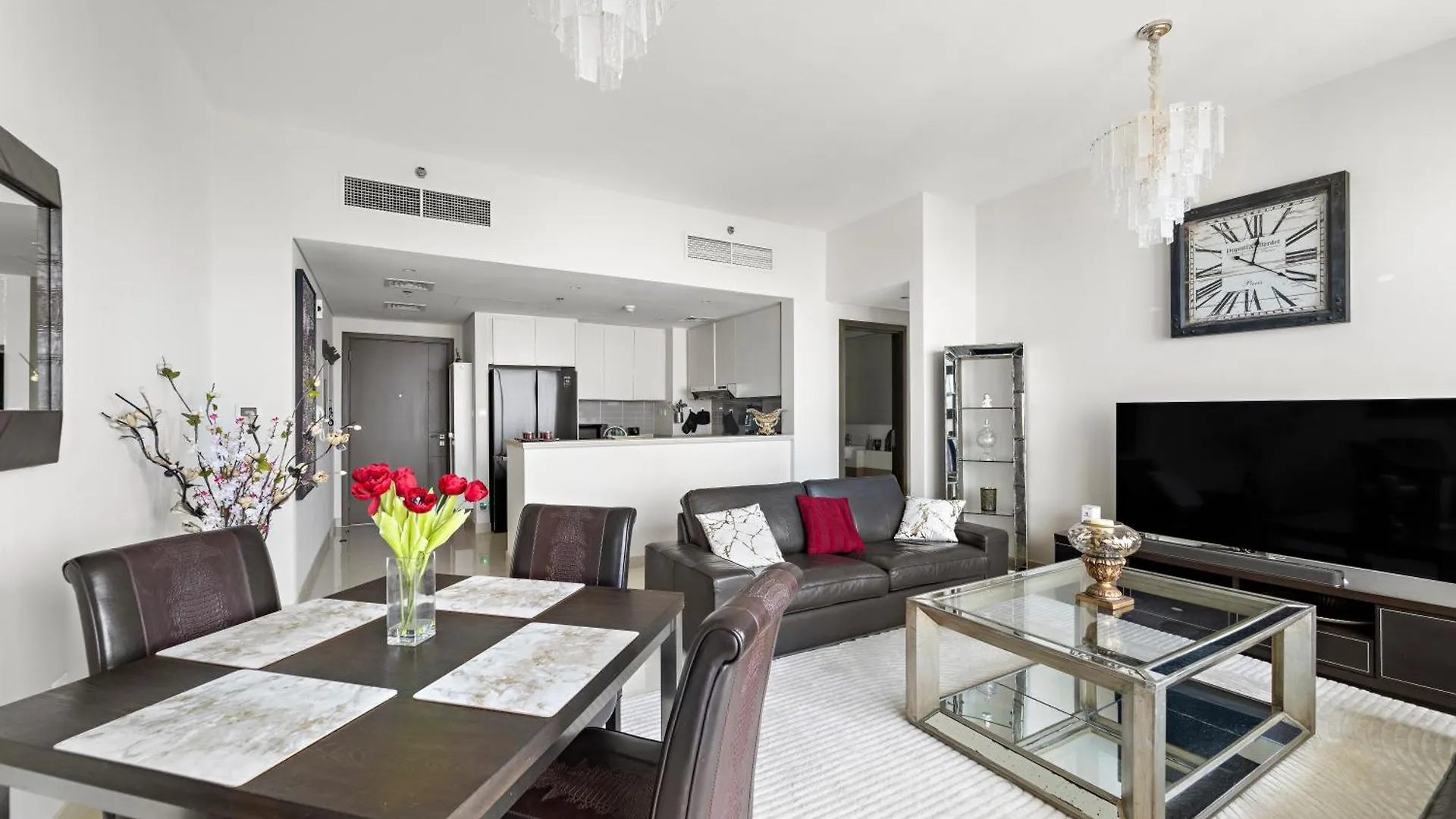 2Br Harbour Views T1, Creek View Villa Dubai Holiday home